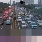 Jasa Marga: Tol Dalam Kota Jakarta Padat Merayap Sore Ini Akibat Volume Kendaraan Meningkat