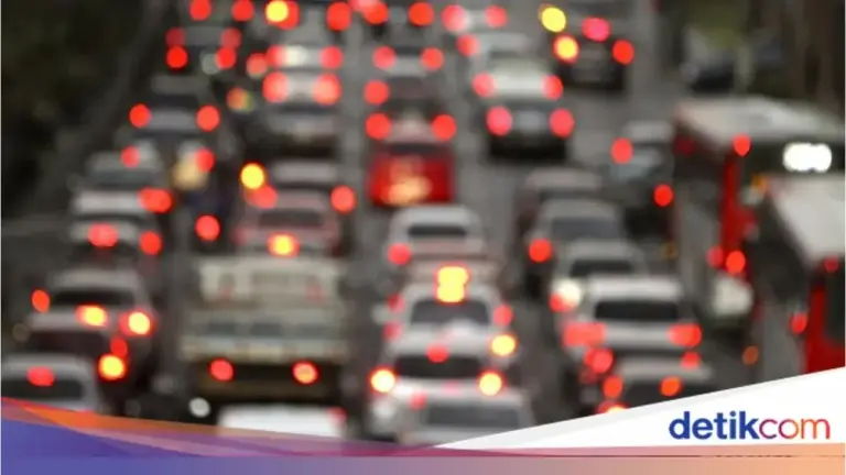 Jasa Marga Umumkan Kepadatan Lalu Lintas di Tol Cikampek Pagi Ini Jelang Libur Natal-Tahun Baru