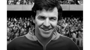 John Robertson, ‘Picasso’ Brian Clough dan Pahlawan Piala Eropa Nottingham Forest, Meninggal Dunia di Usia 72 Tahun