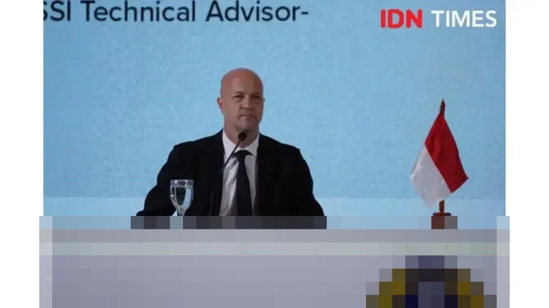 Jordi Cruyff Resmi Direktur Teknik Ajax, Posisinya di PSSI Kini Dipertanyakan Jordi Cruyff Resmi Direktur Teknik Ajax, Posisinya di PSSI Kini Dipertanyakan