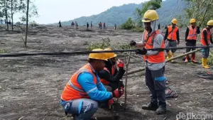 Banjir Lahar Semeru Putuskan Jaringan Listrik, PLN Bergerak Cepat Lakukan Perbaikan