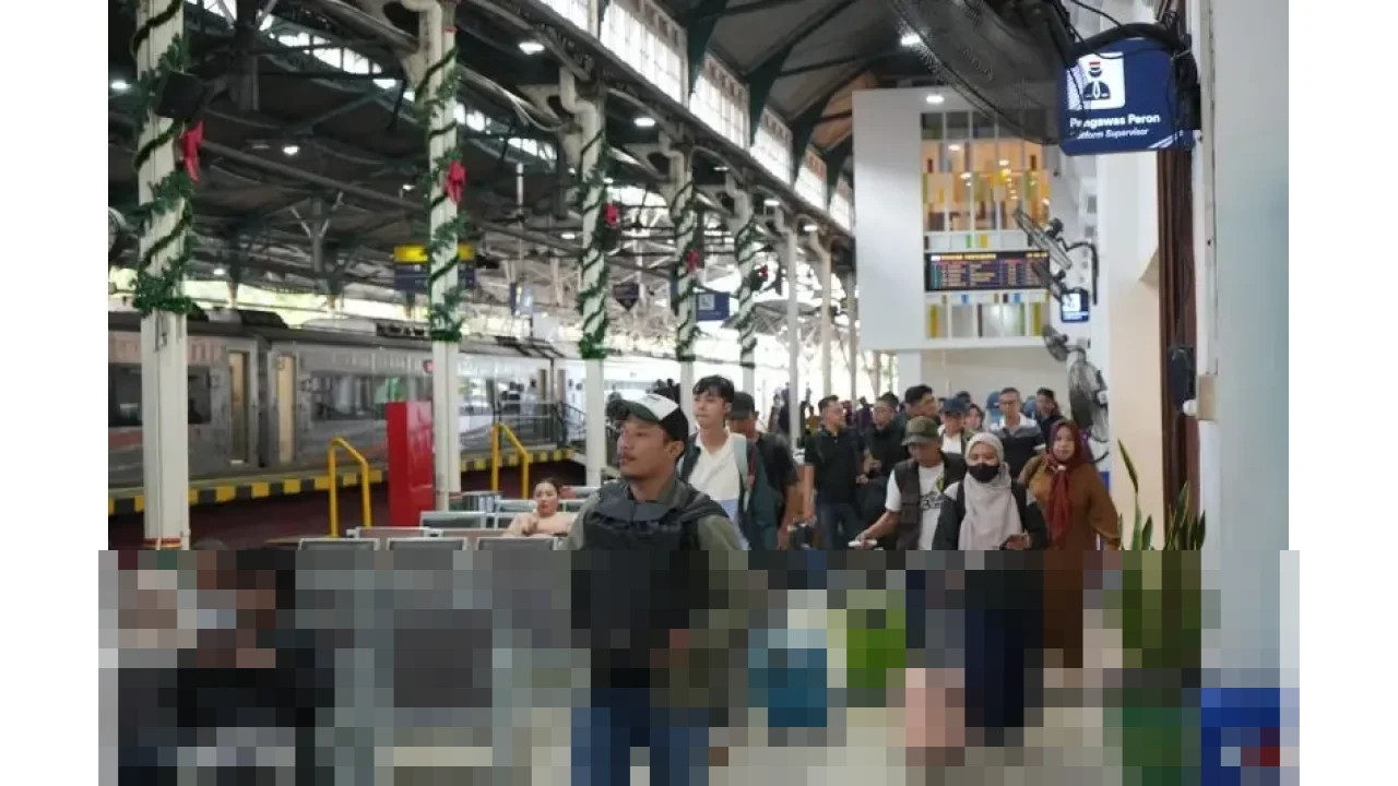 KAI Pastikan Diskon Tiket Kereta Nataru 30 Persen Masih Tersedia untuk Masyarakat KAI Pastikan Diskon Tiket Kereta Nataru 30 Persen Masih Tersedia untuk Masyarakat