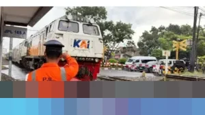 KAI Properti Perkuat Pengamanan Perlintasan Kereta Api Jelang Libur Nataru 2025/2026