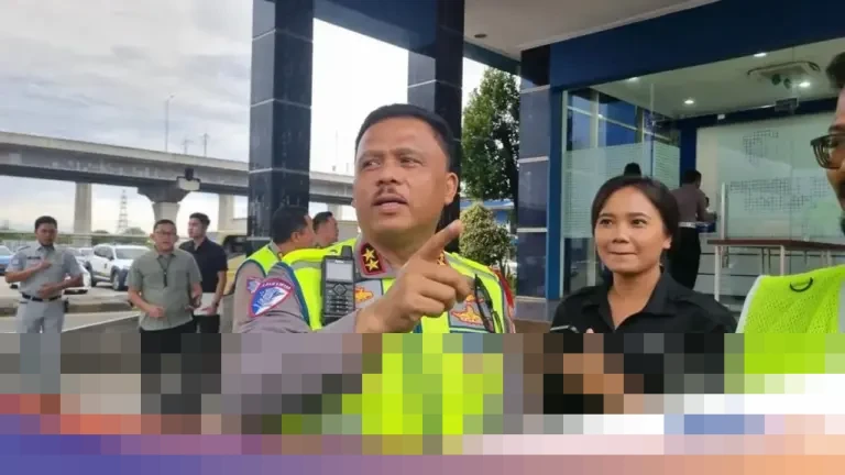 Kakorlantas Polri: “Sumbu 3 Dilarang Melintas Tol,” Penindakan Tegas Dimulai untuk Truk Besar di Libur Nataru