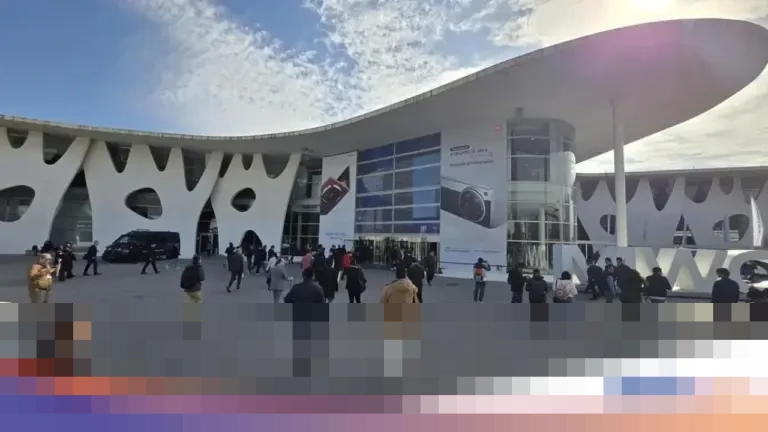 Kaleidoskop Maret 2025: Inovasi MWC, Fenomena Alam, dan Kontroversi Digital Guncang Linimasa