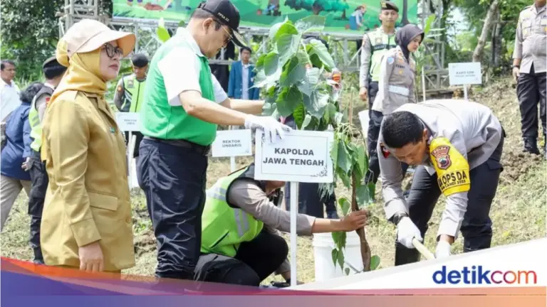 Kapolda Jateng Pimpin Penanaman 11 Ribu Bibit Pohon di Hutan Undip: Investasi Kehidupan