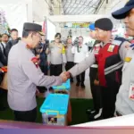 Kapolri Listyo Sigit Pastikan Kesiapan Nataru di Pulo Gebang: “Pelayanan Angkutan Kita Maksimalkan”