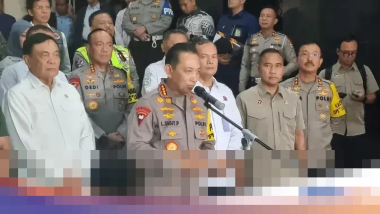 Kapolri Listyo Sigit Tegaskan: ‘Warga Patuhi Imbauan Tak Gunakan Kembang Api Saat Malam Tahun Baru 2026’