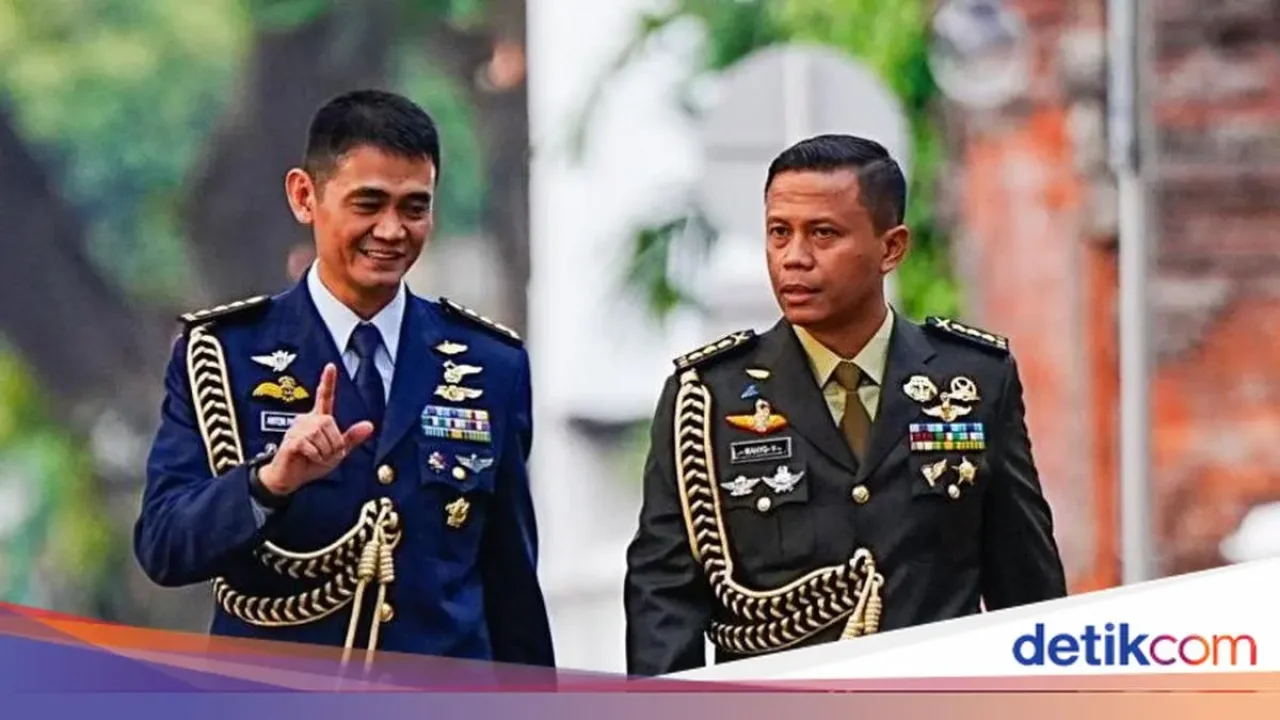 Kapuspen TNI: “Dua Ajudan Prabowo Naik Pangkat Bintang” dalam Mutasi 187 Perwira Tinggi