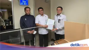 Kejagung Serahkan Kasi Datun Kejari HSU ke KPK Usai Penangkapan Pascakabur dari OTT