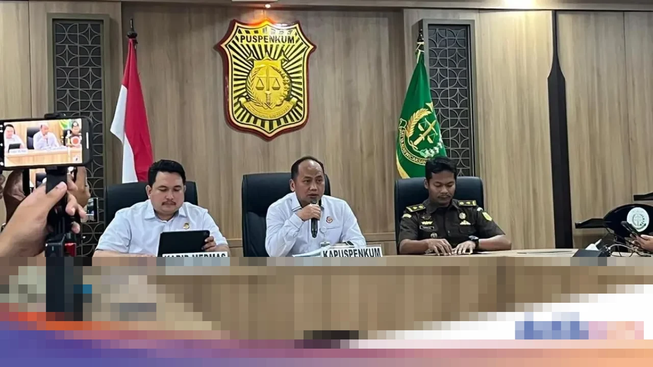 Kejagung Ungkap Empat Kasus Korupsi Raksasa Sepanjang 2025, Rugikan Negara Ratusan Triliun Rupiah Kejagung Ungkap Empat Kasus Korupsi Raksasa Sepanjang 2025, Rugikan Negara Ratusan Triliun Rupiah