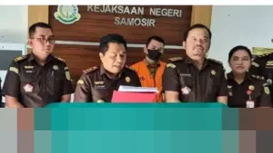 Kejari Samosir Tetapkan Kepala Dinas Sosial Fitri Agus Karokaro Tersangka Korupsi Dana Bencana Rp 516 Juta
