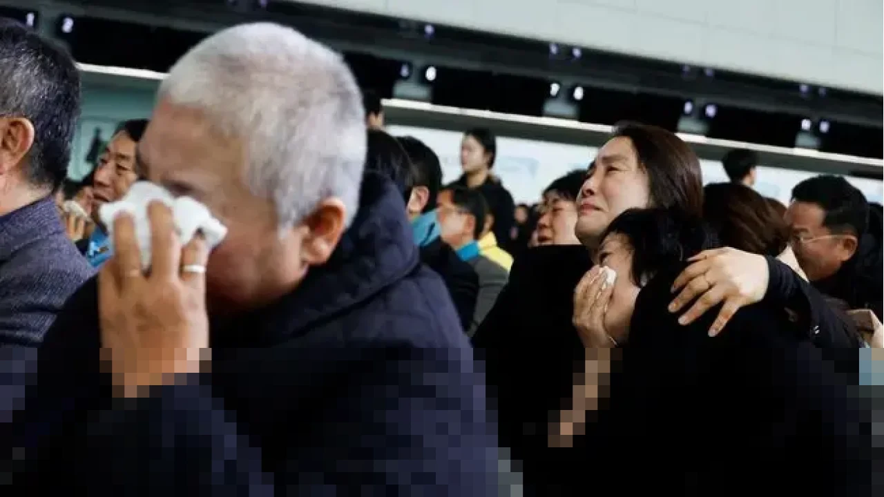 Keluarga Korban Jeju Air: “Belum Ada Hukuman Layak”, Tuntut Penyelidikan Tuntas Setahun Tragedi