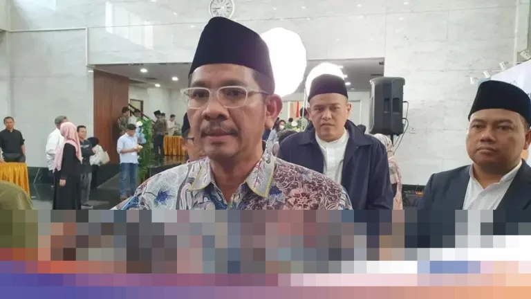 Kemenag Imbau Masyarakat Refleksi Diri di Malam Tahun Baru 2026, Dorong Aksi Sosial dan Toleransi Kemenag Imbau Masyarakat Refleksi Diri di Malam Tahun Baru 2026, Dorong Aksi Sosial dan Toleransi