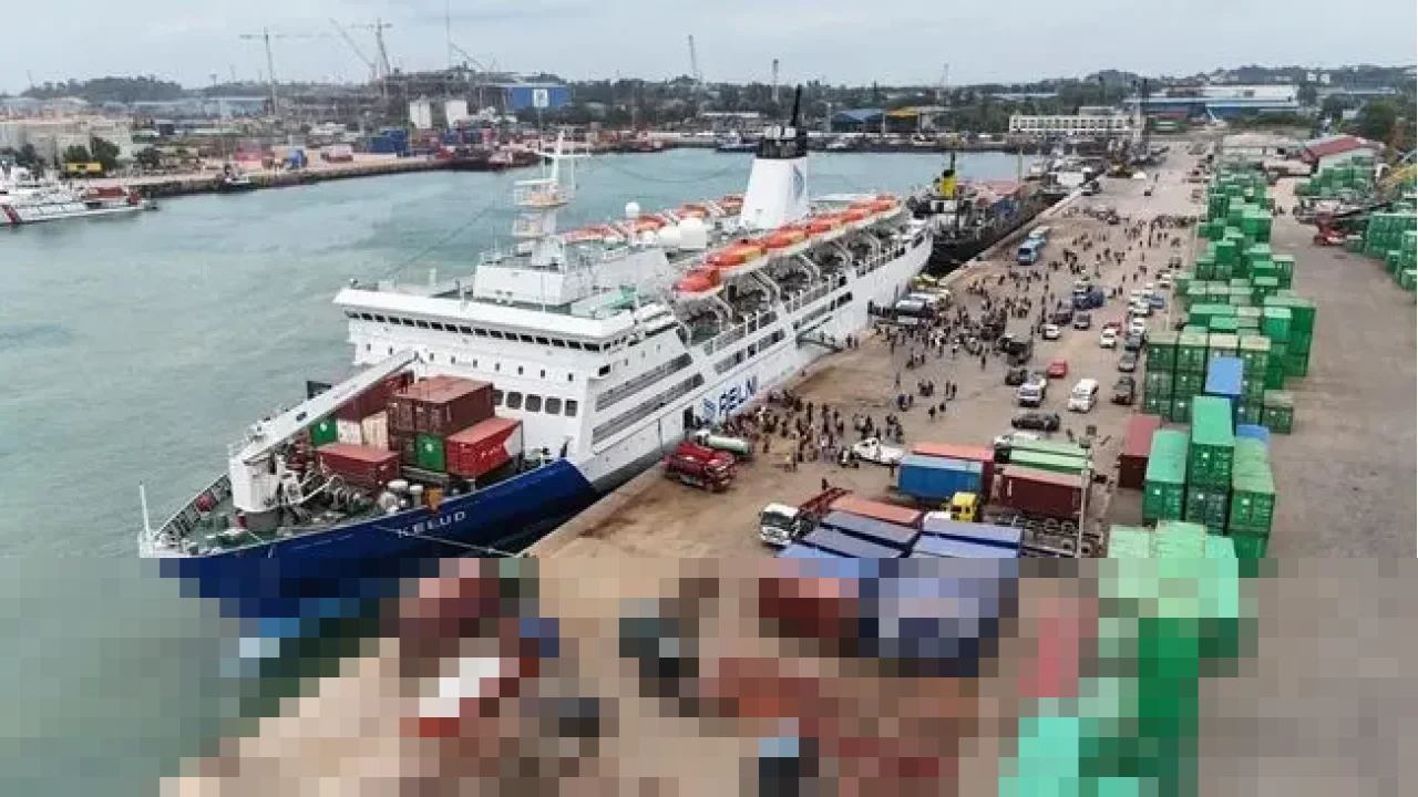 Kemenhub Pastikan Angkutan Laut Nataru Terkendali di Tengah Lonjakan 1,2 Juta Penumpang