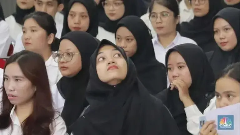 KemenPANRB: PPPK Paruh Waktu Jadi Jalan Tengah Hindari PHK Massal Honorer