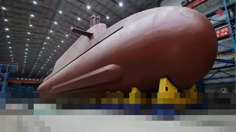 Kim Jong Un Tinjau Pembangunan Kapal Selam Nuklir 8.700 Ton, Siap Dilengkapi Rudal