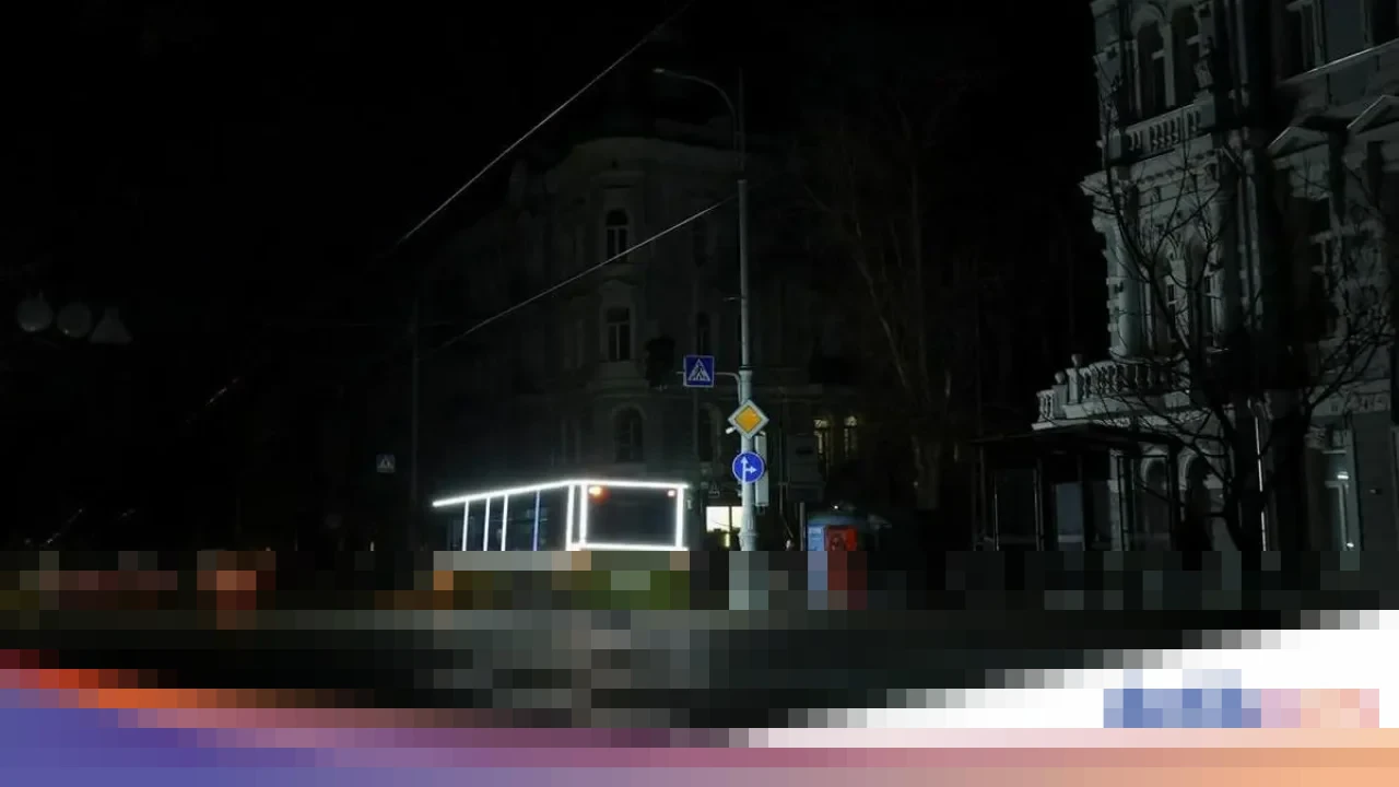 Kyiv Digempur Drone dan Rudal Rusia, Satu Tewas dan Ratusan Ribu Warga Kehilangan Listrik