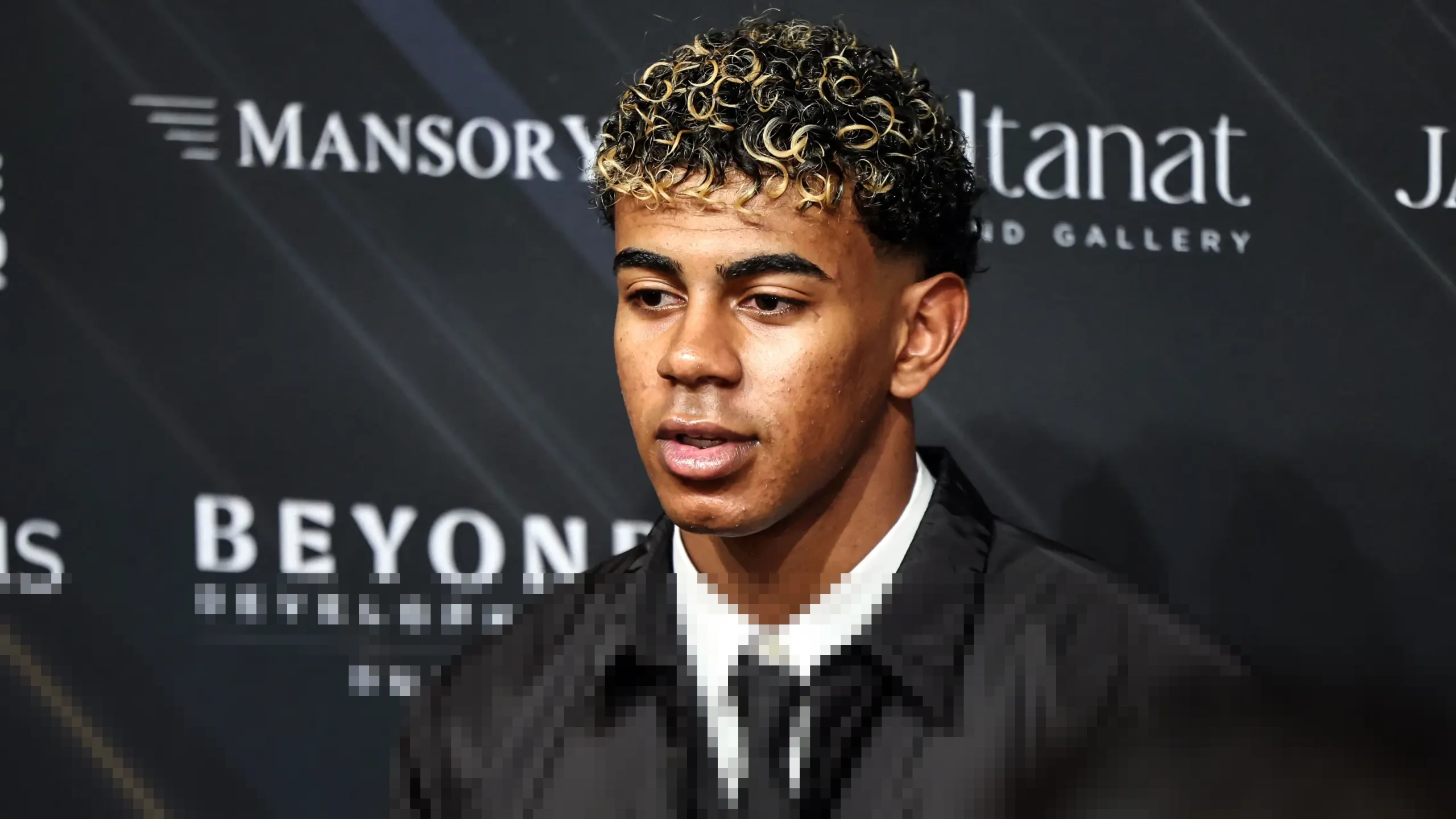 Lamine Yamal Tegaskan Tak Ingin Dibandingkan dengan Cristiano Ronaldo, Fokus Ukir Jalur Karier Sendiri Lamine Yamal Tegaskan Tak Ingin Dibandingkan dengan Cristiano Ronaldo, Fokus Ukir Jalur Karier Sendiri