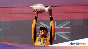 Lando Norris Menangi Duel Sengit Lawan Oscar Piastri di F1 GP Hungaria 2025
