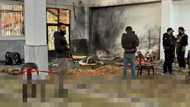 Ledakan Bom Guncang Masjid di Homs Saat Salat Jumat, Delapan Orang Tewas dan Belasan Terluka