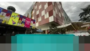 Libur Natal 2025, Kawasan Blok M Jakarta Selatan Diserbu Warga, Antrean Kuliner dan Lalu Lintas Padat