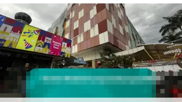 Libur Natal 2025, Kawasan Blok M Jakarta Selatan Diserbu Warga, Antrean Kuliner dan Lalu Lintas Padat