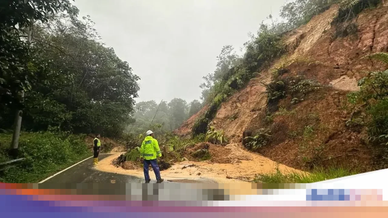 Longsor Tebing di Tapanuli Utara Putuskan Akses Jalan Tarutung Menuju Tapanuli Tengah