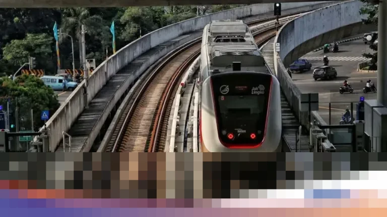 LRT Jakarta Beri Tarif Spesial Rp 1 dan Perpanjang Jam Operasional di Malam Tahun Baru