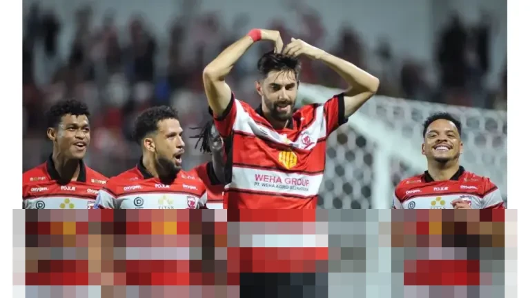 Madura United Bantai Semen Padang 5-1 di Kandang, Laskar Sapeh Kerrab Jauhi Zona Degradasi