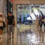 Mal Ramai Pengunjung, Pengusaha Ritel Justru Menjerit: Fenomena Rojali dan Rohana Kian Mencuat