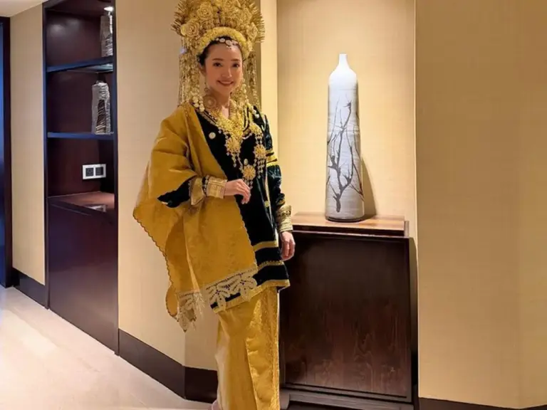 Manda Cello Ungkap Alasan Kenakan Baju Adat Sumatera di CFD: Bentuk Kepedulian Bencana