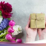 Membalas Hadiah dalam Islam: Anjuran Rasulullah dan Tujuh Adab Menerima Pemberian