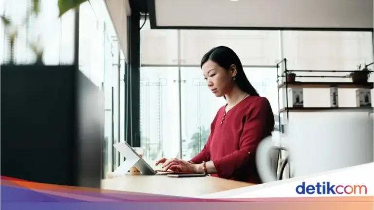 Menaker Yassierli Imbau Perusahaan Terapkan WFA 29-31 Desember, Bukan Cuti Tahunan