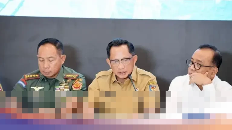 Mendagri Tito Karnavian: 1.054 Praja IPDN Dikerahkan Pulihkan Desa Terdampak Bencana Aceh Mendagri Tito Karnavian: 1.054 Praja IPDN Dikerahkan Pulihkan Desa Terdampak Bencana Aceh