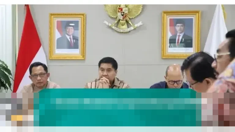 Mendagri Tito Karnavian Desak Pemda Percepat Pendataan Rumah Terdampak Bencana di Sumatera