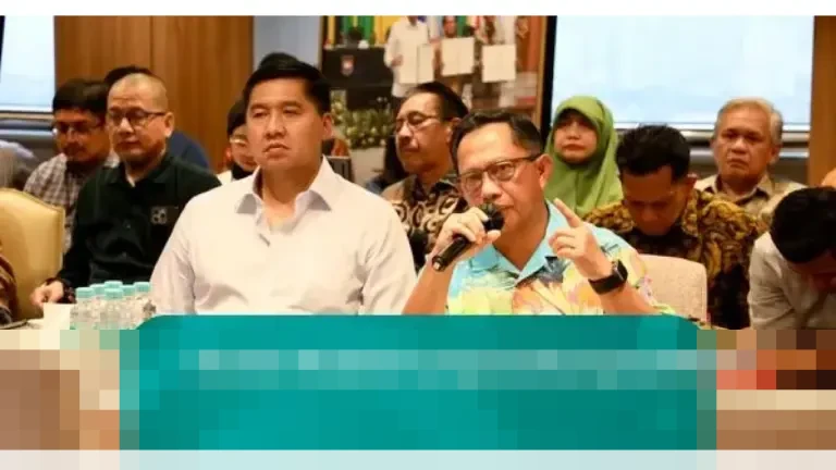 Mendagri Tito Karnavian Minta Pemda Percepat Data Korban Bencana dan Siapkan Lahan Huntap