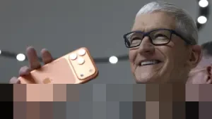 Mengintip Rencana Besar Apple di 2026: iPhone 17e, iPhone 18 Pro, iOS 27, dan Kejutan iPhone Lipat