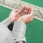 Menjelajahi Ketenangan Batin: Bagaimana Zikir dan Doa Menjadi Penawar Kegelisahan Hidup