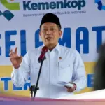 Menkop Ferry Juliantono: “Impor Susu Bubuk Skim Akan Kita Larang untuk Selamatkan Peternak Sapi Perah”