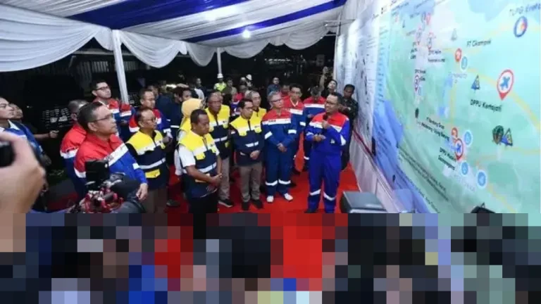 Menteri ESDM Bahlil Lahadalia Pastikan Stok BBM dan LPG Nasional Aman Selama Nataru