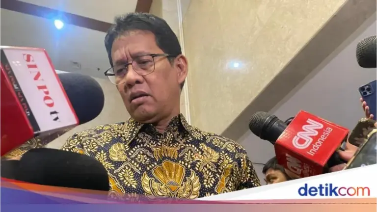 Menteri Keuangan Purbaya Yudhi Sadewa: “Biar Saja Kades Demo, Kebijakan Dana Desa Tak Berubah”