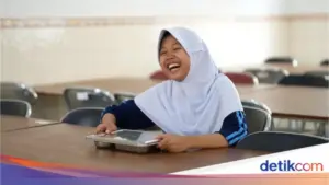 Merajut Asa di Sekolah Rakyat: Kisah Dwi Aprilia, Remaja 13 Tahun yang Berani Bermimpi Jadi Dokter