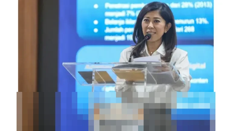 Meutya Hafid: “Teman-teman Terus Bekerja” Pastikan Layanan Komunikasi Optimal Saat Nataru