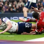 Micky van de Ven Klarifikasi Tekel Alexander Isak: “Saya Tidak Berniat Cederai Dirinya”