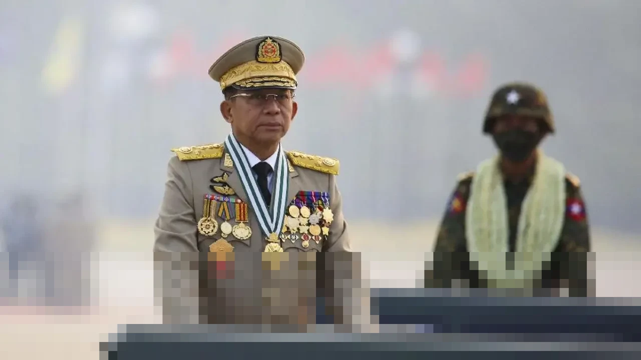 Min Aung Hlaing: ‘Menolak Memilih Sama dengan Menolak Kemajuan Demokrasi’ Jelang Pemilu Myanmar Min Aung Hlaing: ‘Menolak Memilih Sama dengan Menolak Kemajuan Demokrasi’ Jelang Pemilu Myanmar