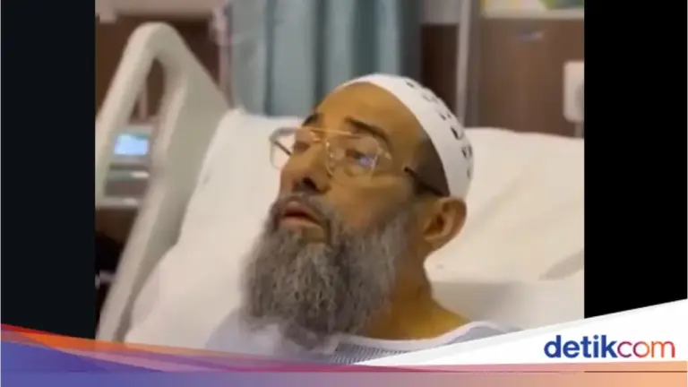 Momen Haru Muazin Masjid Nabawi: Syeikh Faisal Tetap Lantunkan Azan di Tengah Sakit Sebelum Wafat