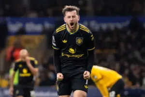 Alan Smith Puji Mason Mount: Kehadirannya Buat MU Jauh Lebih Baik