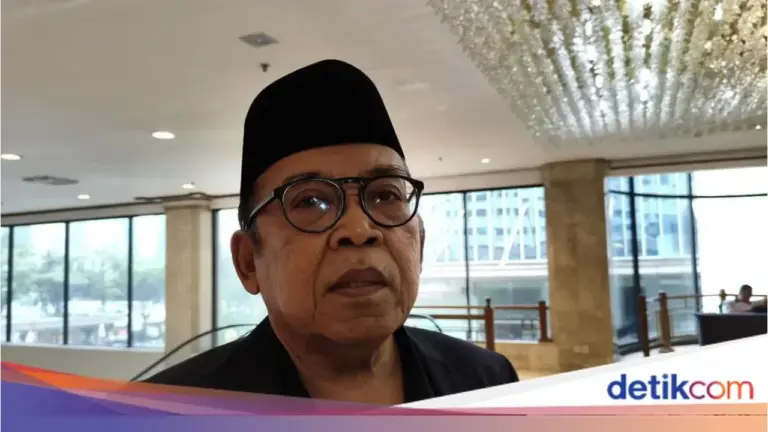 MUI Masih Kaji Permohonan Mundur Ma’ruf Amin, Pengurus Akui “Kaget Semua”