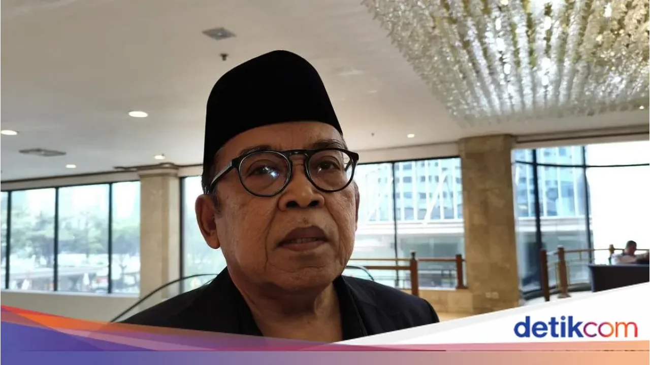 MUI Masih Kaji Permohonan Mundur Ma’ruf Amin, Pengurus Akui “Kaget Semua”
